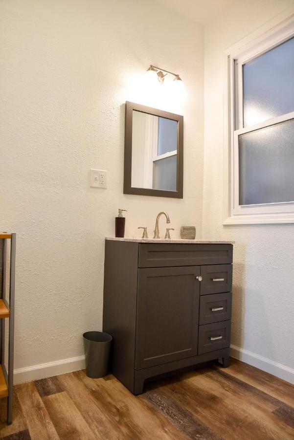 Perfect Pittsburgh Home Close To City & Airport エクステリア 写真