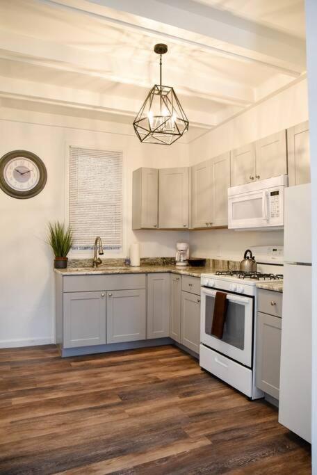 Perfect Pittsburgh Home Close To City & Airport エクステリア 写真